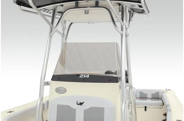 Slide: The Image of Mako 214 Center Console 2022 - 32