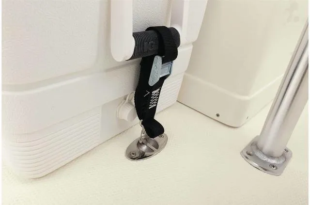 Slide: The Image of Mako 214 Center Console 2022 - 35