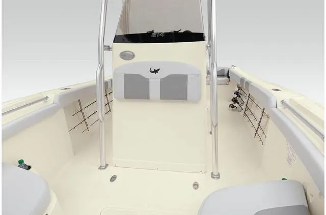 Slide: The Image of Mako 214 Center Console 2022 - 36