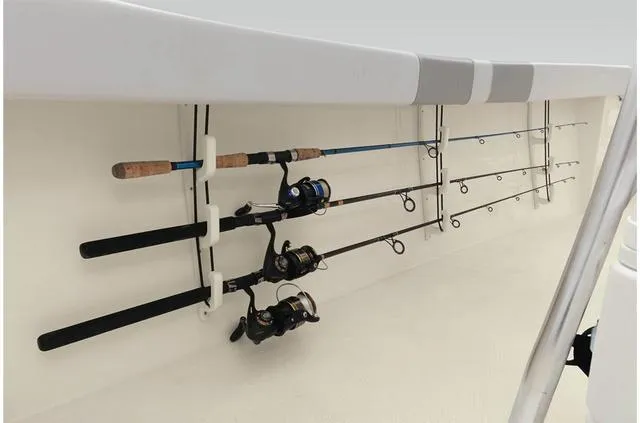 Slide: The Image of Mako 214 Center Console 2022 - 39