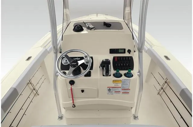 Slide: The Image of Mako 214 Center Console 2022 - 45