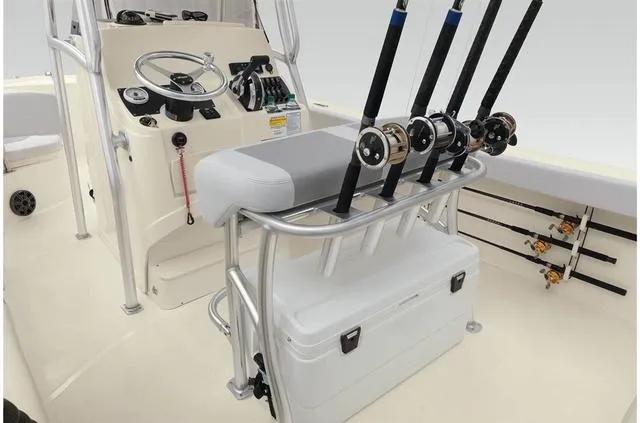 Slide: The Image of Mako 214 Center Console 2022 - 56