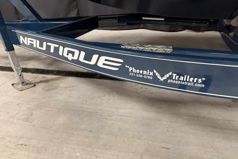 Slide: The Image of Nautique Super Air Nautique S21 2025 - 88
