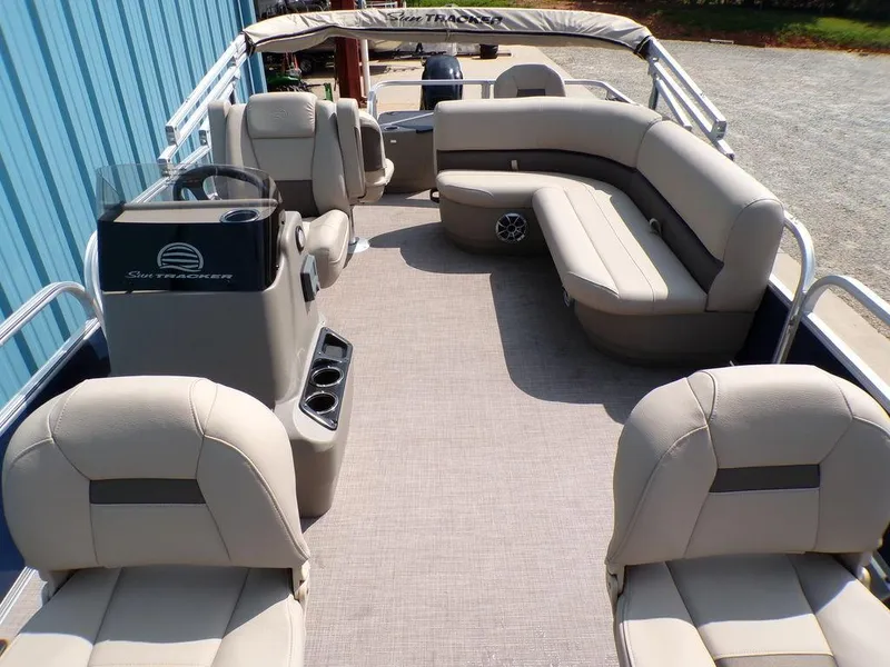 Slide: The Image of 2024 Sun Tracker BASS BUGGY® 18 DLX pontoon boat with spacious seating and modern design. - 10