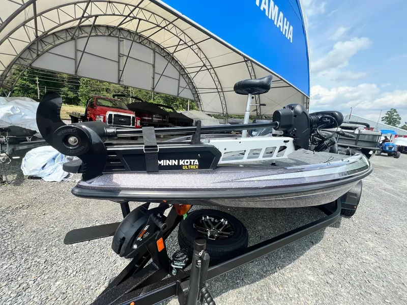 Slide: The Image of Skeeter ZX 200 2025 - 11