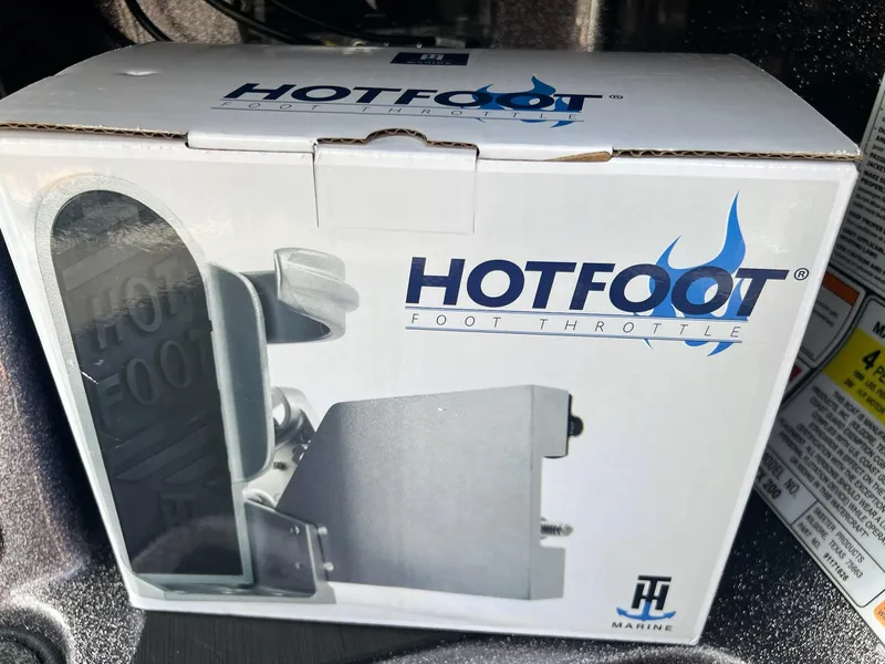 Slide: The Image of Skeeter ZX 200 2025 - 22