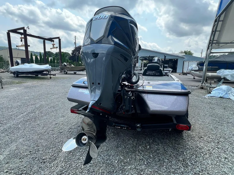 Slide: The Image of Skeeter ZX 200 2025 - 33