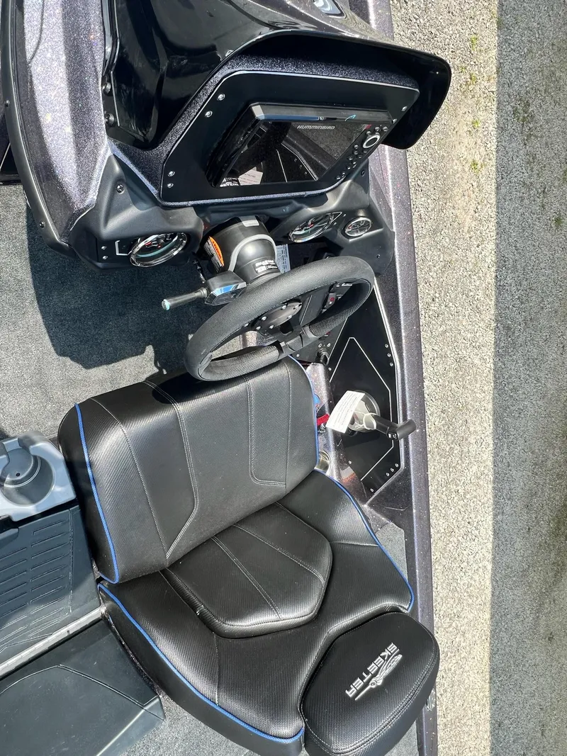 Slide: The Image of Skeeter ZX 200 2025 - 35