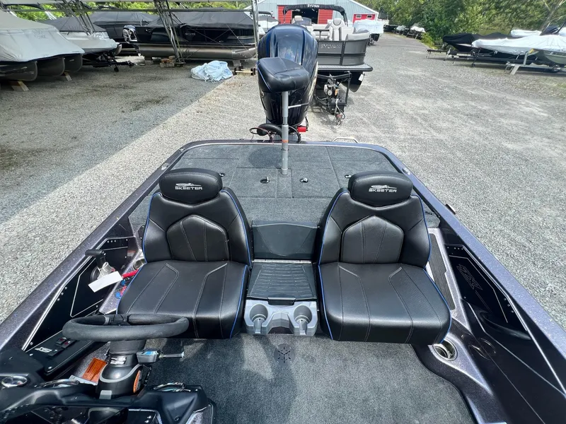 Slide: The Image of Skeeter ZX 200 2025 - 49