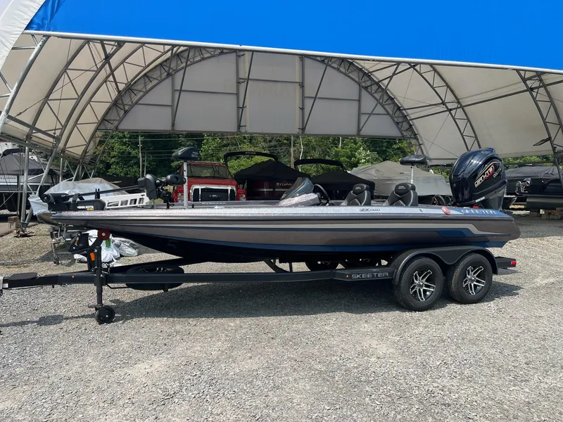 Slide: The Image of Skeeter ZX 200 2025 - 5