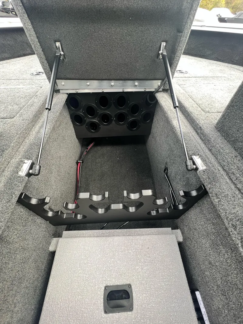 Slide: The Image of Starcraft Delta 178 DC 2025 - 10