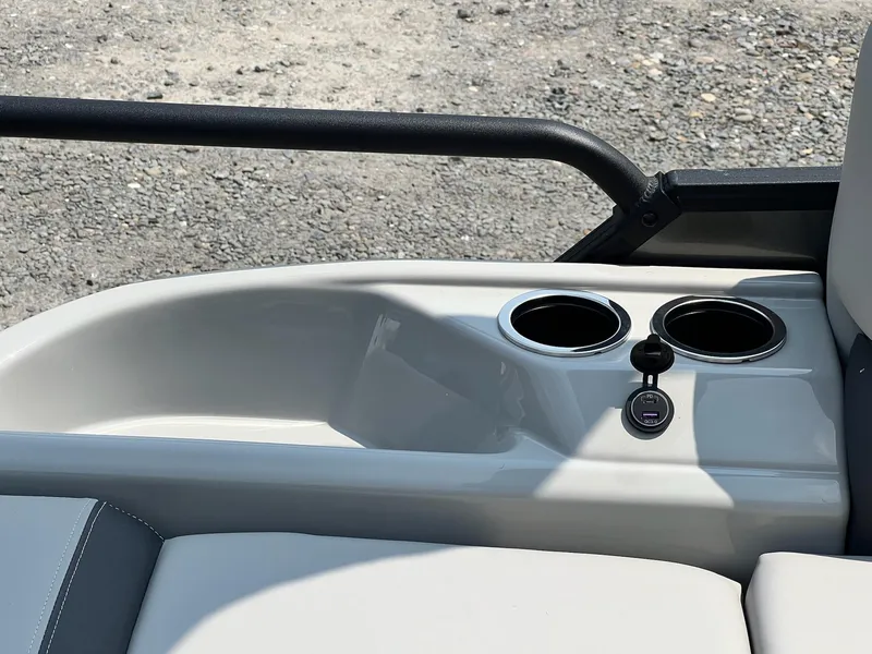 Slide: The Image of Sylvan L-3 CLZ DH Tritoon 2025 - 13