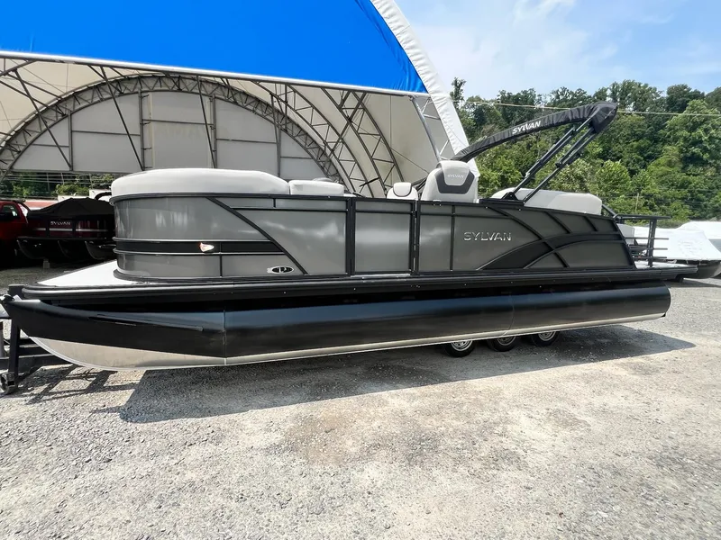 Slide: The Image of Sylvan L-3 CLZ DH Tritoon 2025 - 31