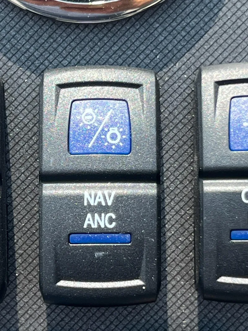 Slide: The Image of Sylvan L-3 CLZ DH Tritoon 2025 - 33