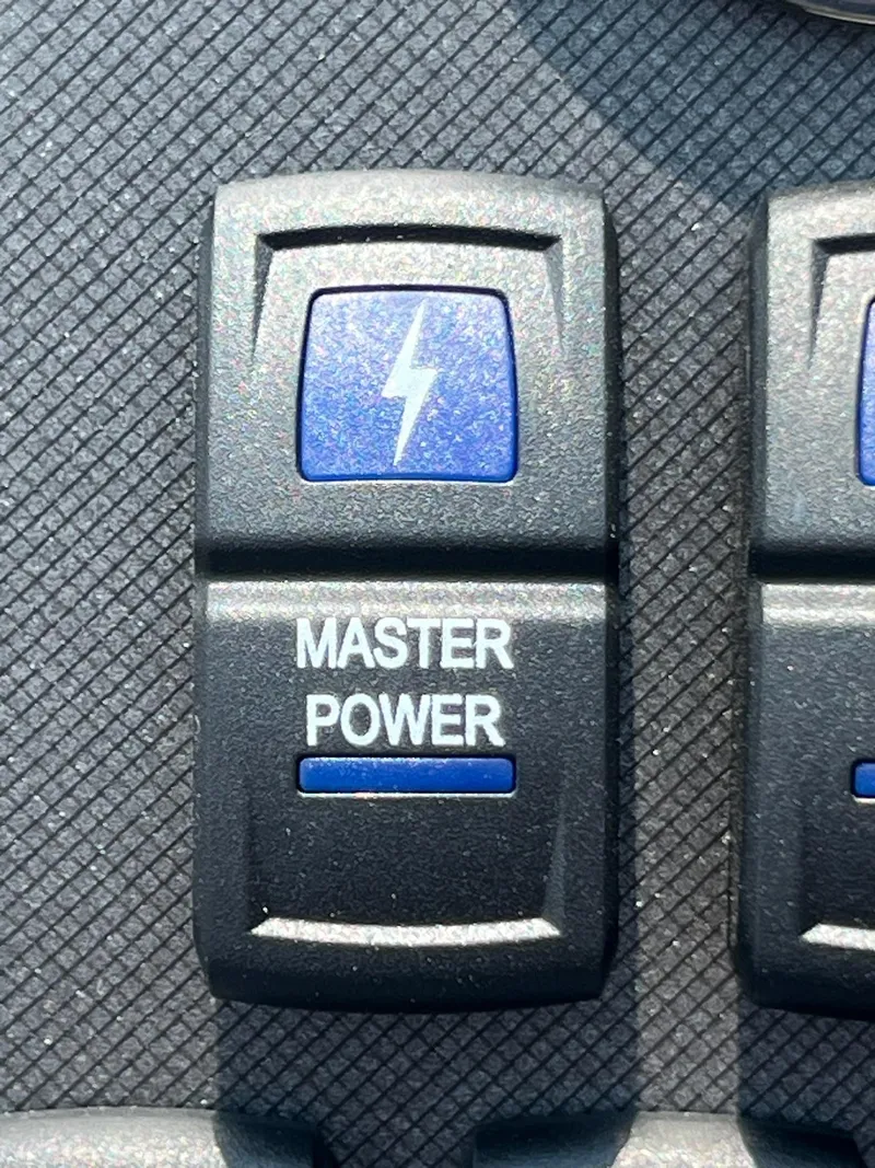 Slide: The Image of Sylvan L-3 CLZ DH Tritoon 2025 - 37