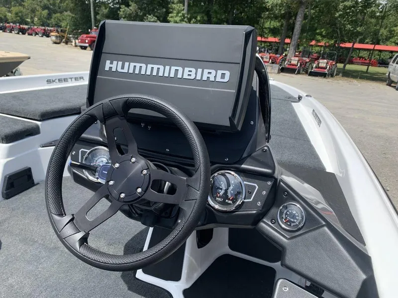 Slide: The Image of Skeeter ZXR20 2025 - 4