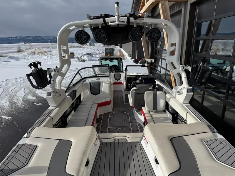 Slide: The Image of Nautique G23 2018 - 8