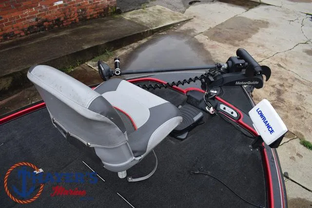 Slide: The Image of Fishing boat deck with seat, trolling motor, and electronics on a 2014 Nitro Z Series Z-6. - 11