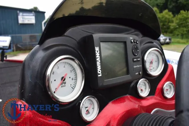 Slide: The Image of Dashboard of 2014 Nitro Z Series Z-6 boat with Lowrance display and gauges. - 26