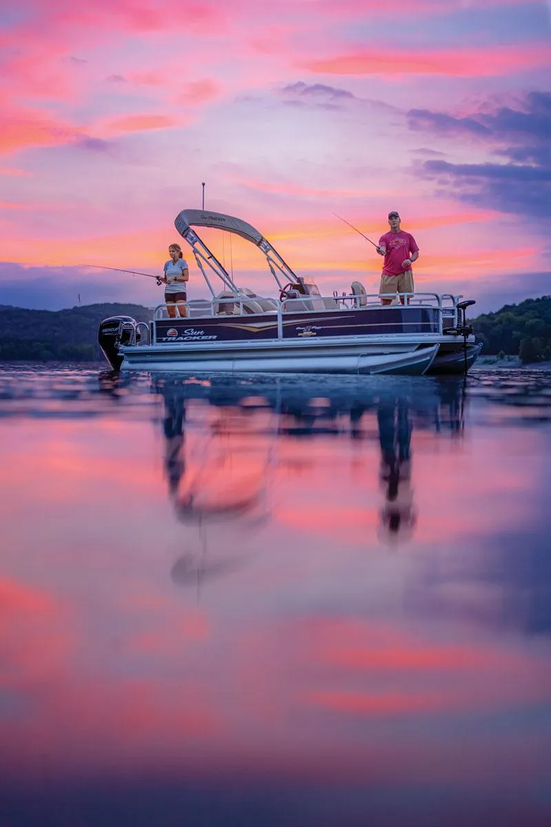 Slide: The Image of Sun Tracker Bass Buggy 18 DLX - 49