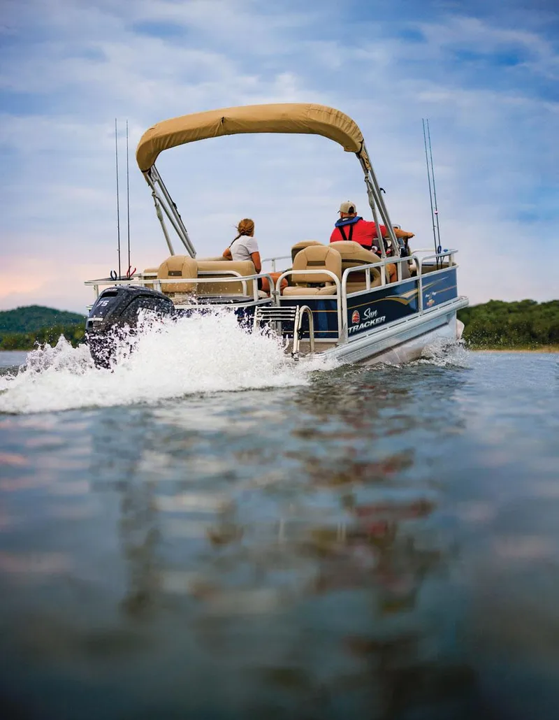 Slide: The Image of Sun Tracker Bass Buggy 18 DLX - 64