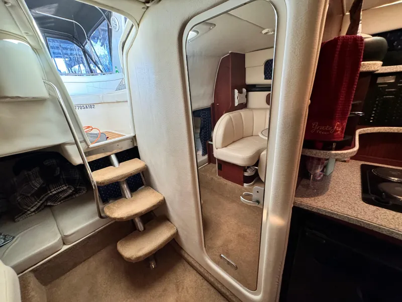 Slide: The Image of Rinker Fiesta Vee 342 2002 - 52