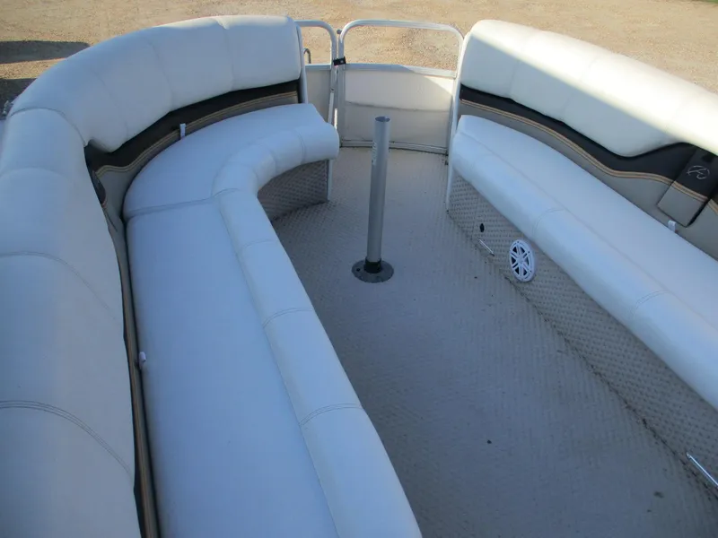 Slide: The Image of Interior of 2007 Avalon Excalibur 27' boat with spacious seating. - 10