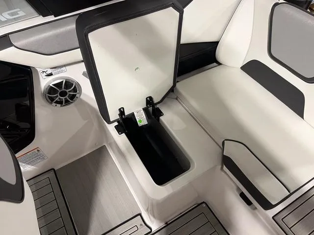 Slide: The Image of Yamaha 222SD 2023 - 15