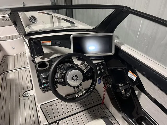 Slide: The Image of Yamaha 222SD 2023 - 21