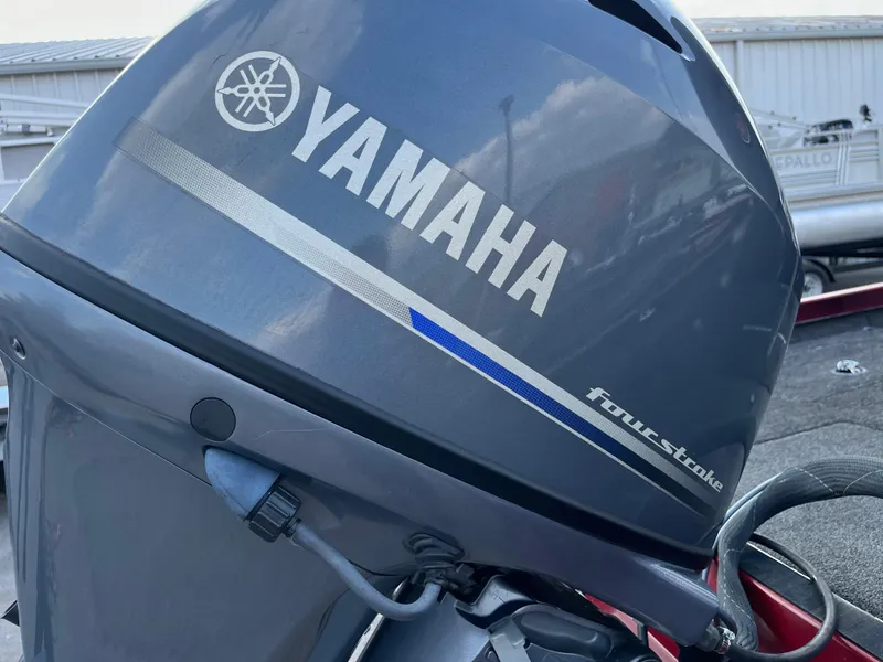 Slide: The Image of Yamaha four-stroke engine on 2016 Ranger RT 178 Tournament edition boat. - 26