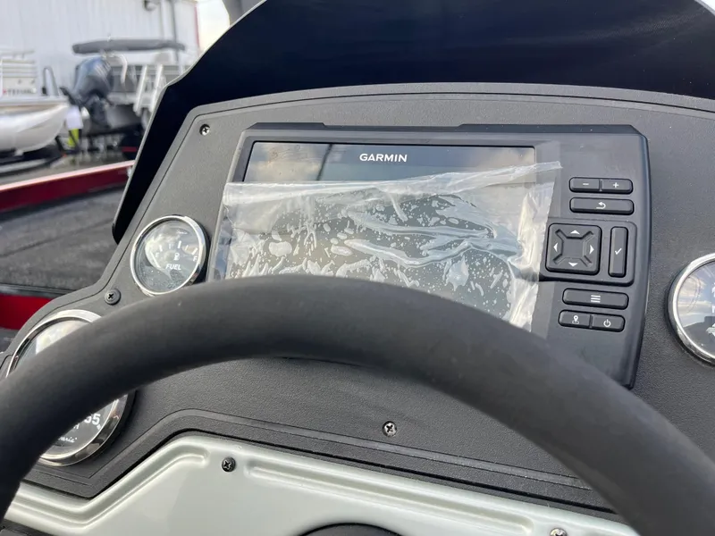 Slide: The Image of 2016 Ranger RT 178 boat dashboard with Garmin navigation system. - 38