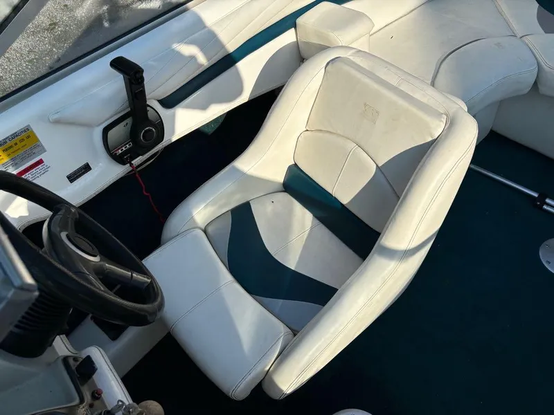 Slide: The Image of Larson 206 2000 - 11