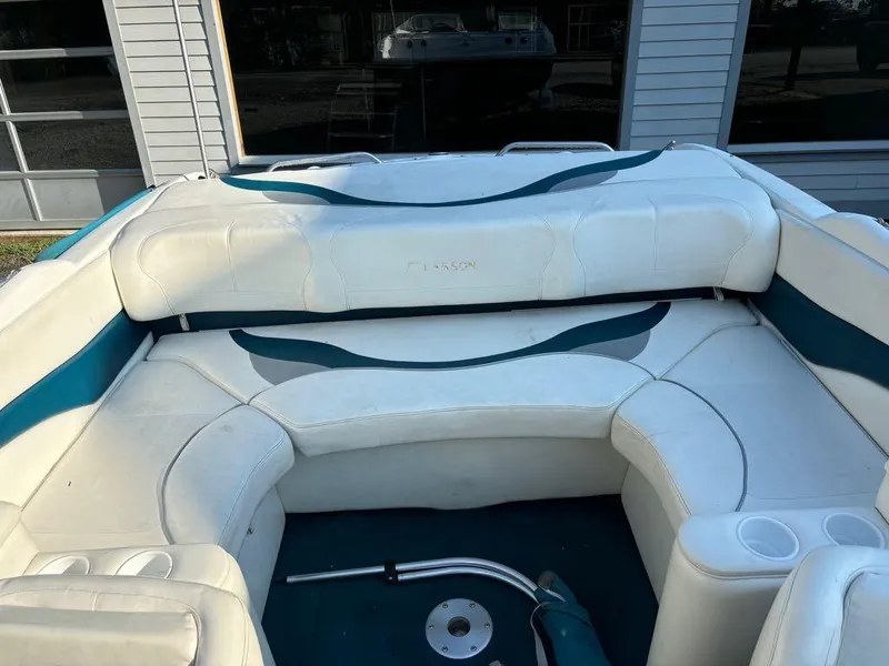 Slide: The Image of Larson 206 2000 - 14