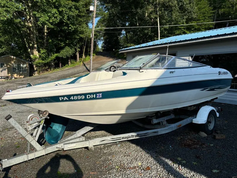 Slide: The Image of Larson 206 2000 - 5