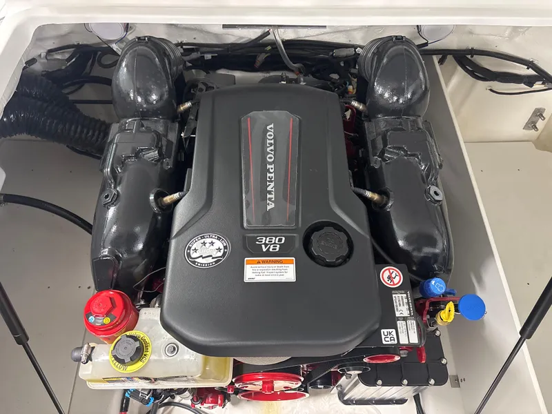 Slide: The Image of Cobalt R6 2023 - 22