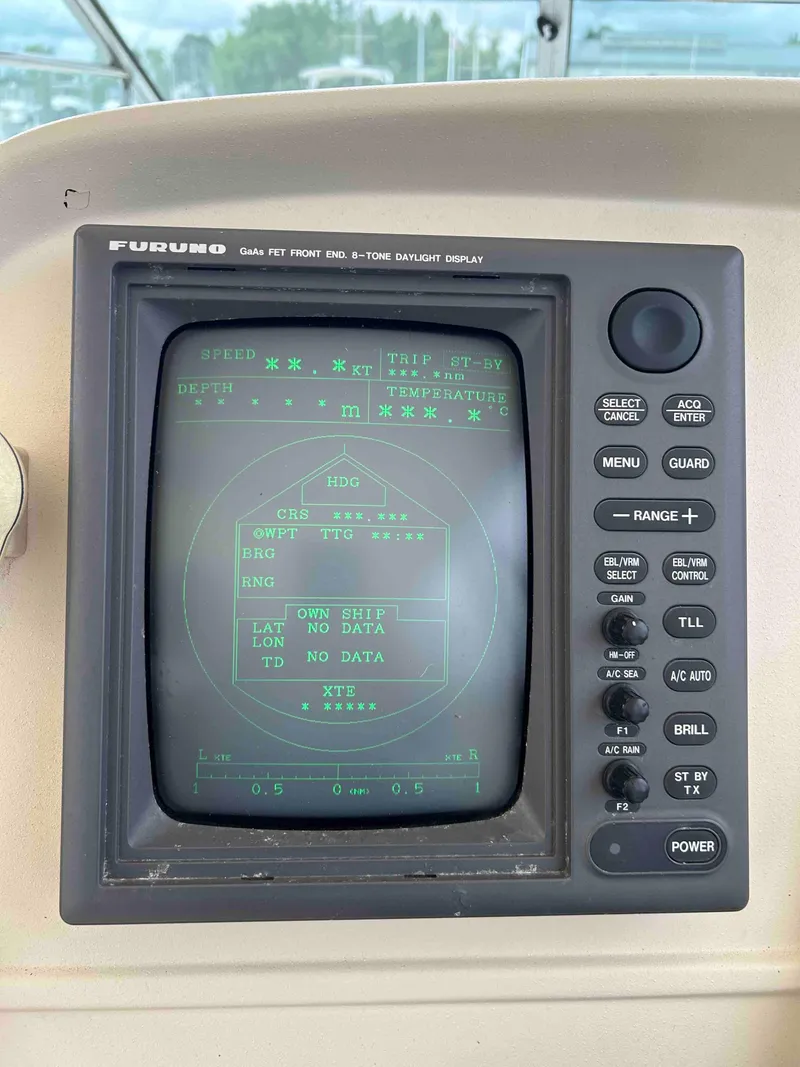 Slide: The Image of Cruisers Yachts 3575 Esprit 1998 - 10