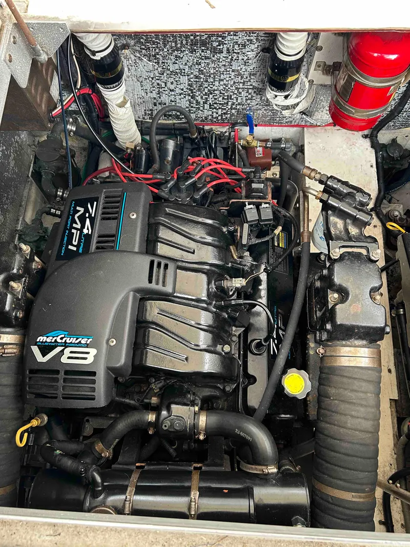 Slide: The Image of Cruisers Yachts 3575 Esprit 1998 - 41