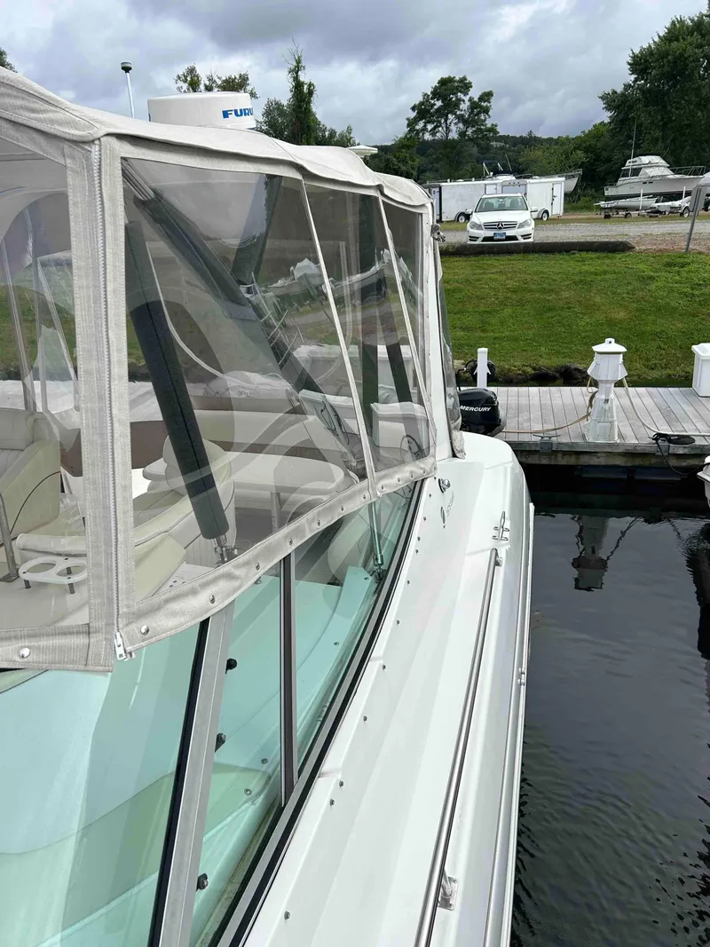 Slide: The Image of Cruisers Yachts 3575 Esprit 1998 - 7