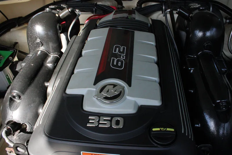 Slide: The Image of 2019 Formula 270 Bowrider engine, 6.2L 350 horsepower, close-up view. - 26