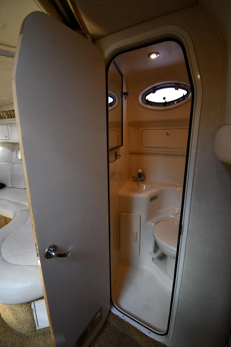 Slide: The Image of Sea Ray Sundancer 400 1997 - 58