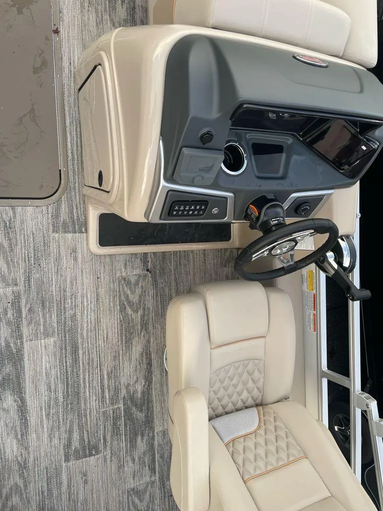 Slide: The Image of Ranger Reata 223FC 2024 - 67