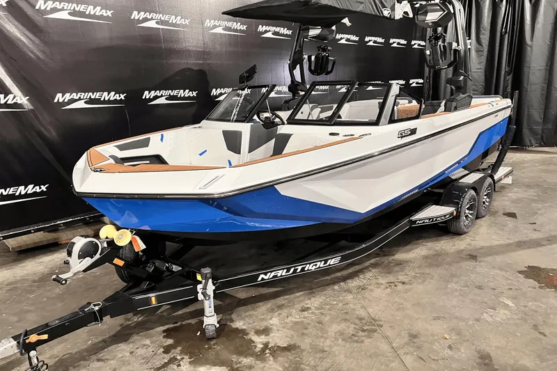 Slide: The Image of Nautique Super Air Nautique GS22 2025 - 1