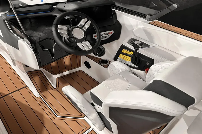 Slide: The Image of Nautique Super Air Nautique GS22 2025 - 14