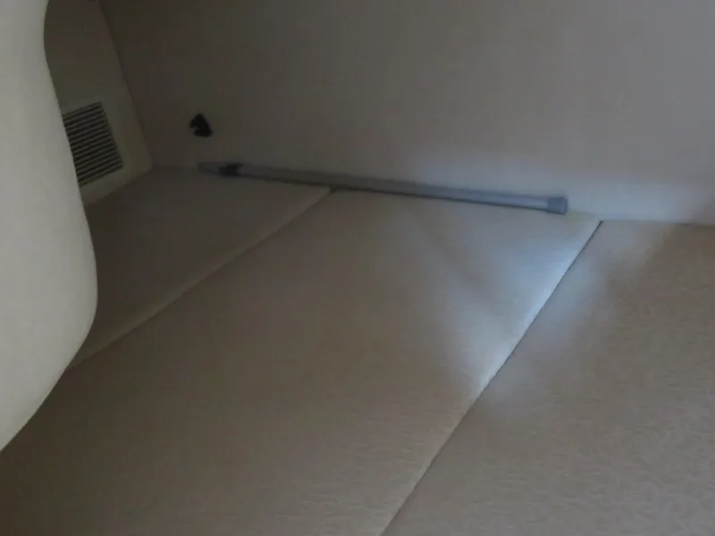 Slide: The Image of Sea Ray 260 Sundancer 2001 - 10