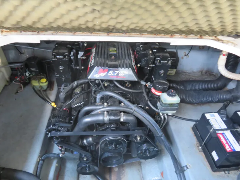 Slide: The Image of Sea Ray 260 Sundancer 2001 - 12