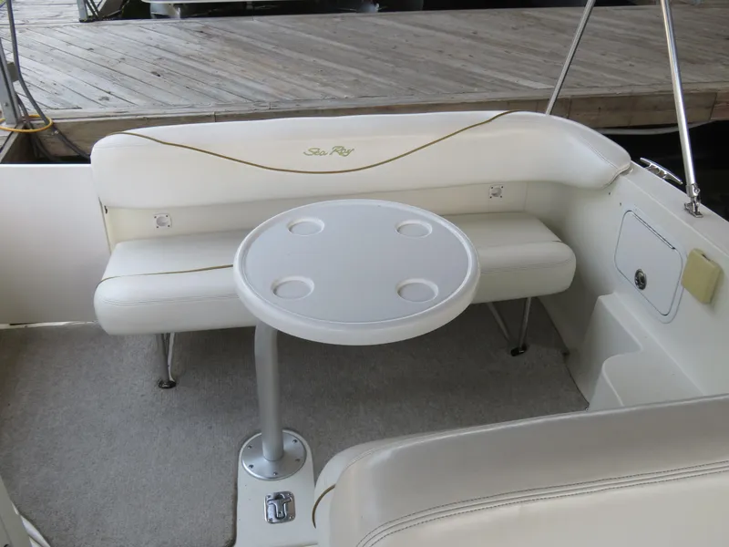 Slide: The Image of Sea Ray 260 Sundancer 2001 - 3