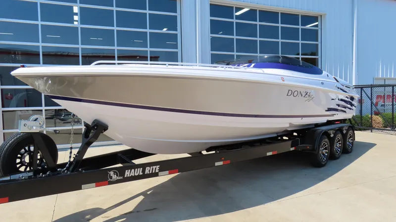 Donzi 28 ZX Open 2003 - Marine Source