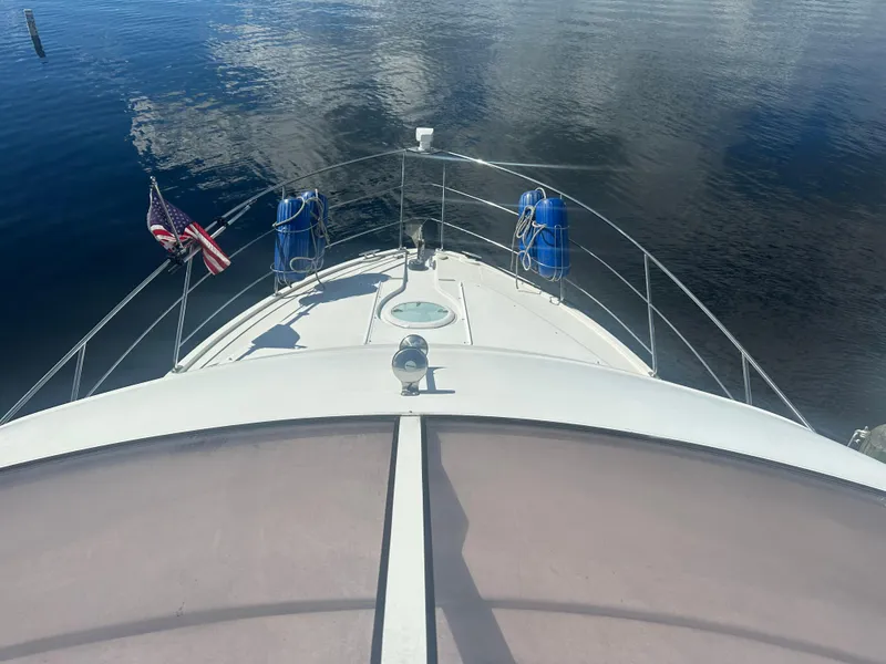 Slide: The Image of Carver 33 Super Sport 2005 - 6