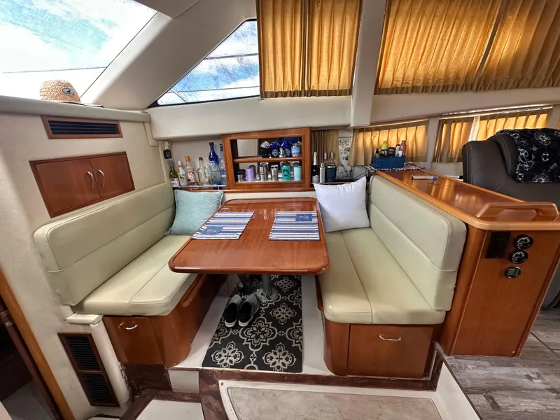 Slide: The Image of Carver Yachts 33 Super Sport 2005 - 20