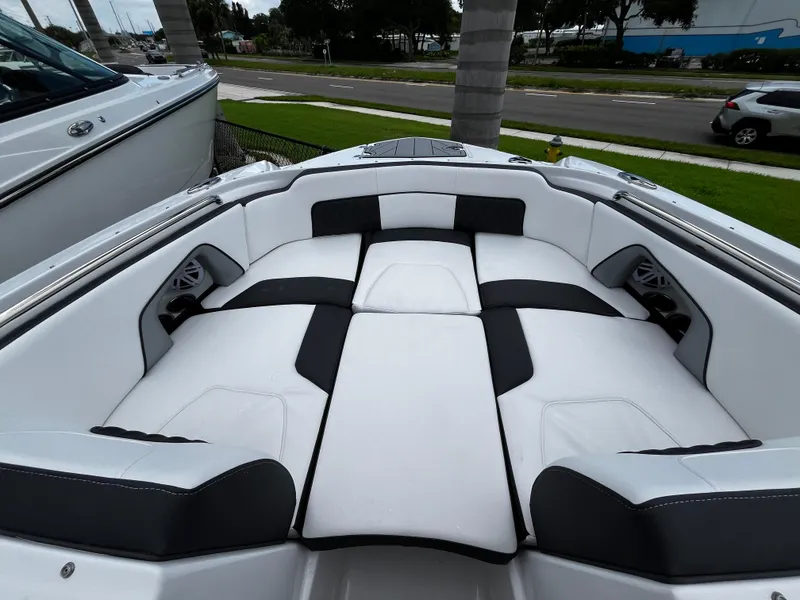 Slide: The Image of Monterey M-45 2024 - 17